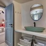 Hermes Cave House By Oias Local Cave *