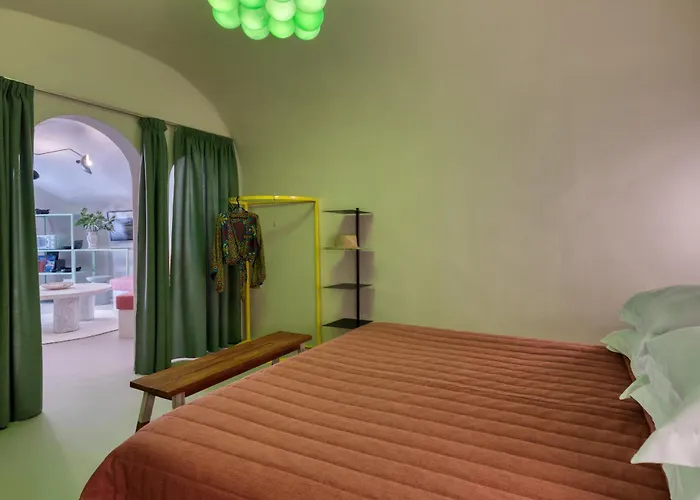 Apartamento Hermes Cave House By Oias Local Cave Oia