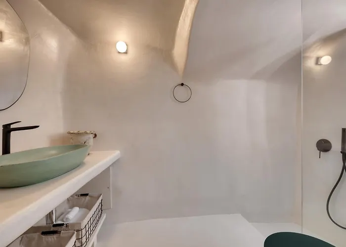 Apartamento Hermes Cave House By Oias Local Cave Oia